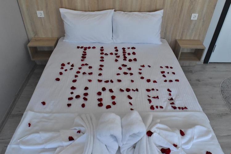 Palace Suit Hotel