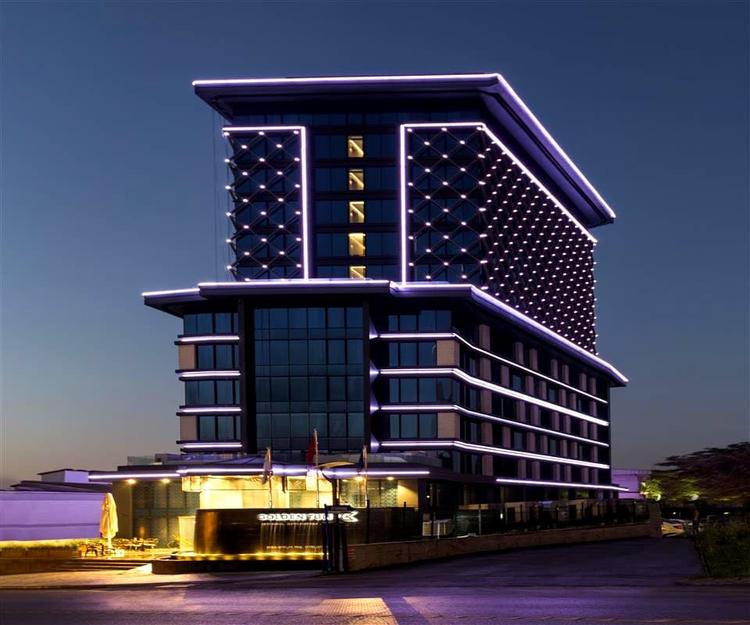 Golden Tulip Hotel Bayrampasa