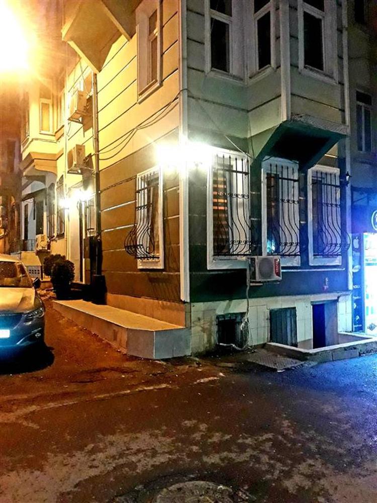 Taksim Nefti Residence