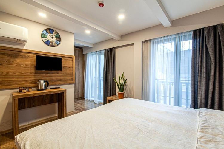 Azad Homes Unkapanı