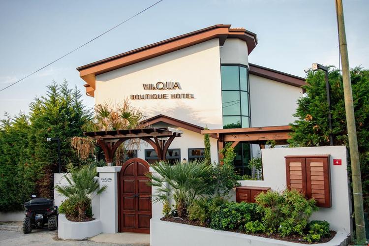 VillaQua Boutique Hotel