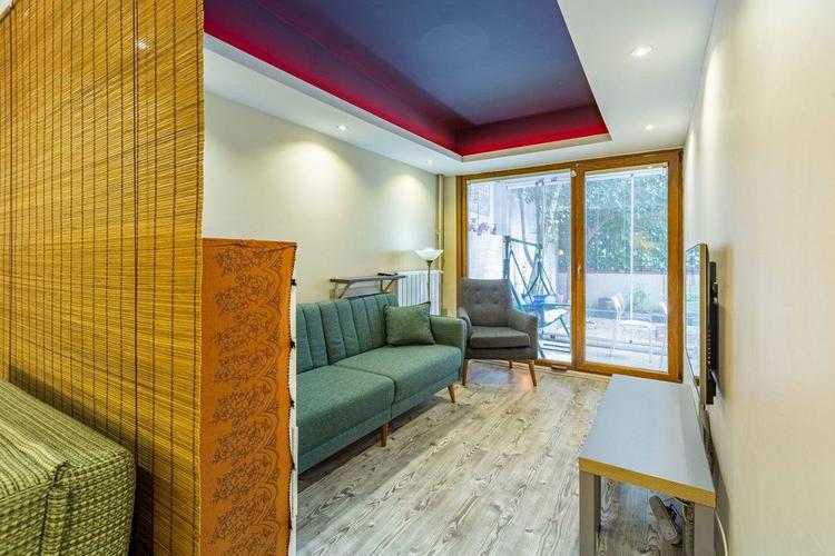 Snug House | Şişli