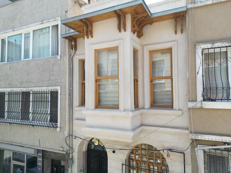 Refurbished Triplex In Taksim