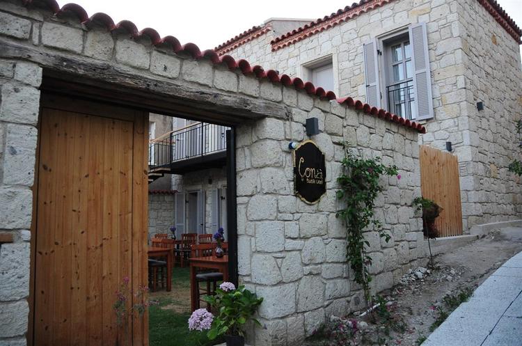 Çona Butik Otel