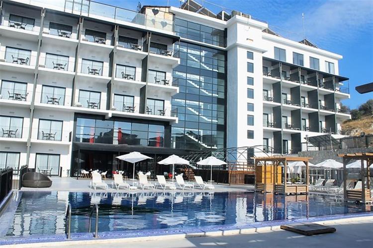 Love You Hotel Aya Yorgi