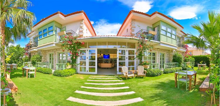 Palas Alaçatı-Only Adult