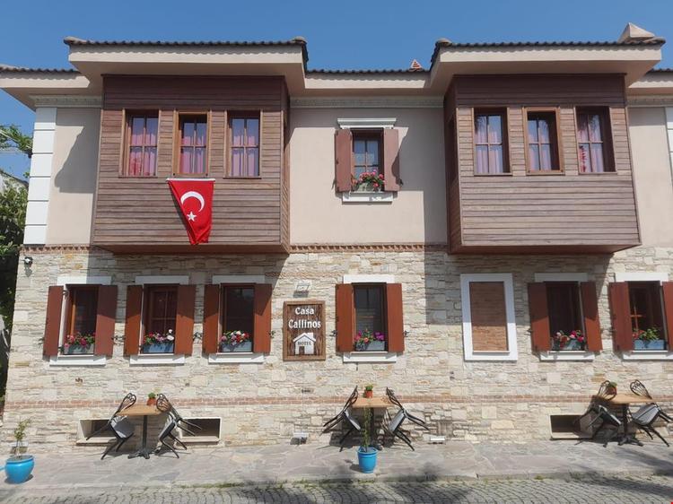 Casa Callinos
