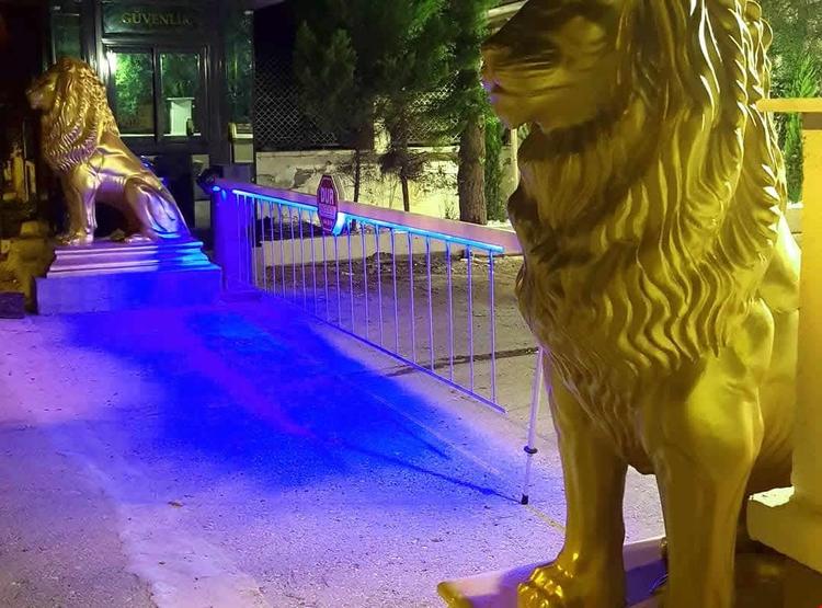 The Klazomenai Marine Hotel