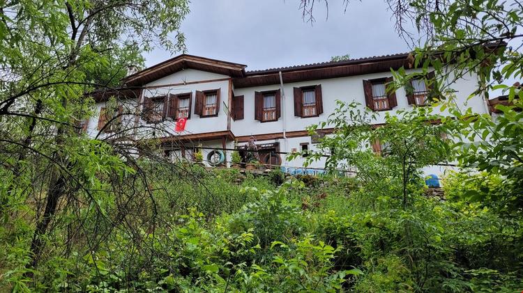 Özçelik Aile Pansiyonu