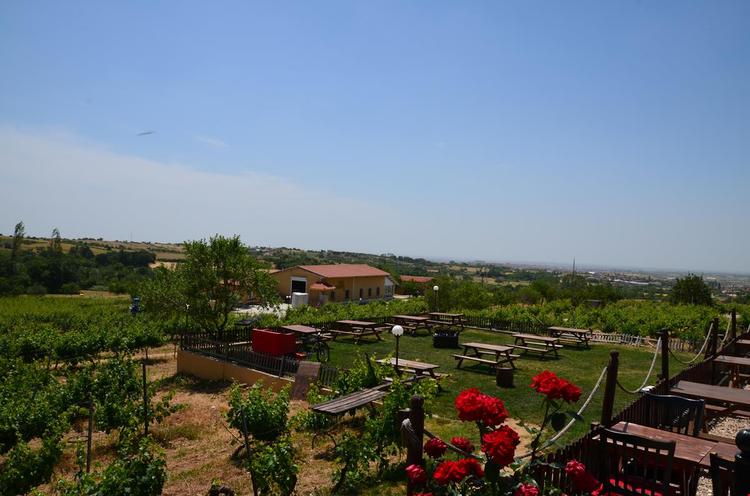 Dessera Vineyards Hotel