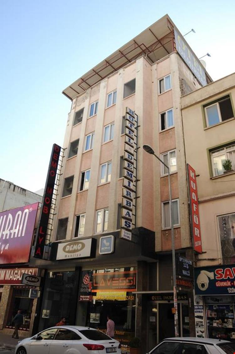 Demirbaş Otel