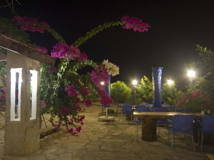 Adamkayalar Holiday Village