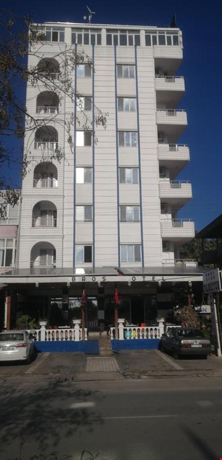 Bros Otel