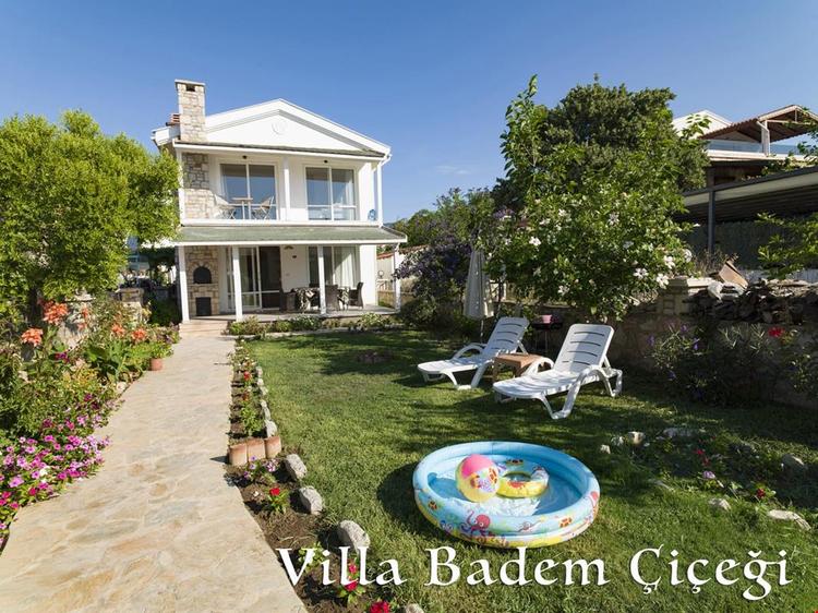 Villa Badem Çiçeği