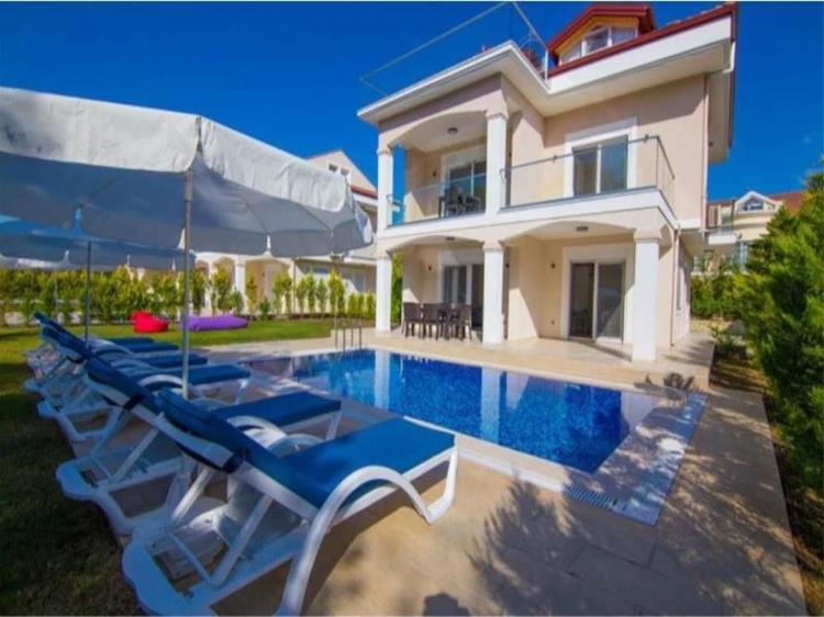 Villa Saye Exclusive 2