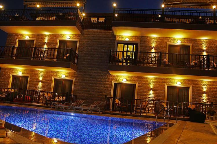 Selimiye Saklı Bahçe Otel