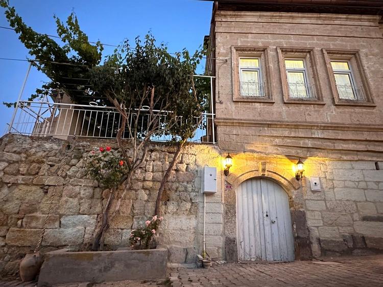 Ayten Hanım Konağı