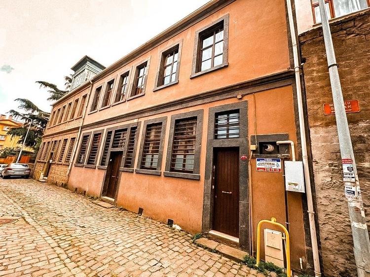 Müslüm Ağa Konağı