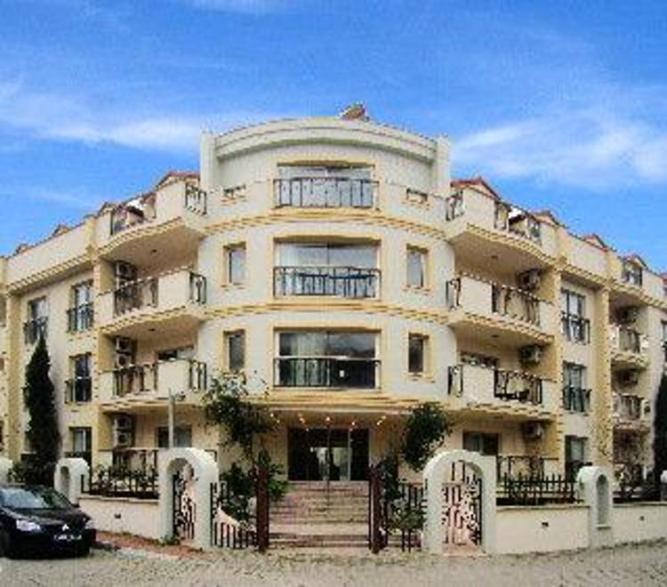 Karakas Apart Hotel 