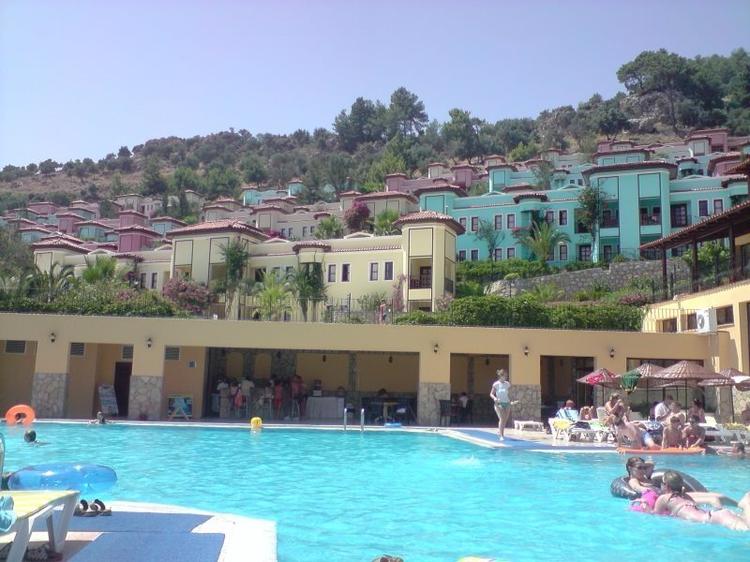 Caria Holiday Resort