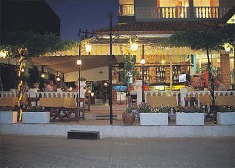 Hotel Gold Stone