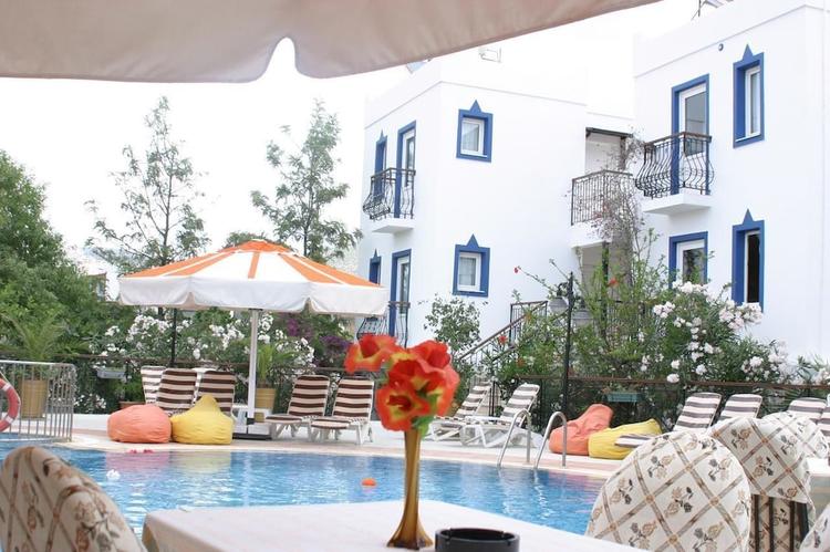 Almina Apartments