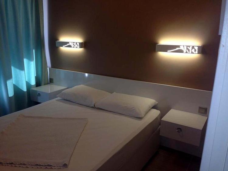 Dikili Sunset Club