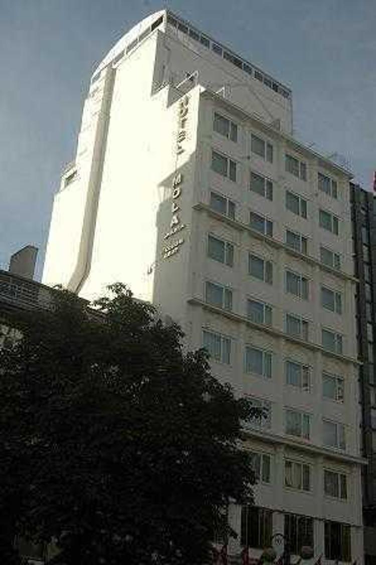 Mola Apartments