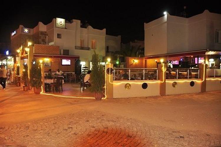 Club Arya Apart & Hotel