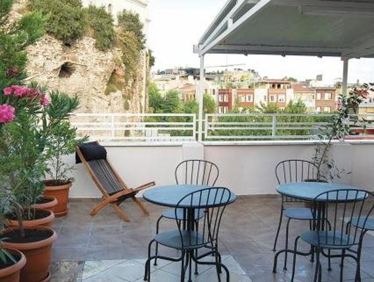 Topkapi Apartments