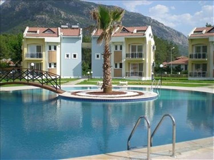 Deska Hisar Garden Apartments