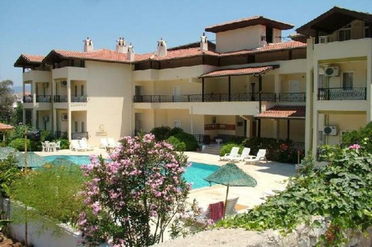 Ince Apartments