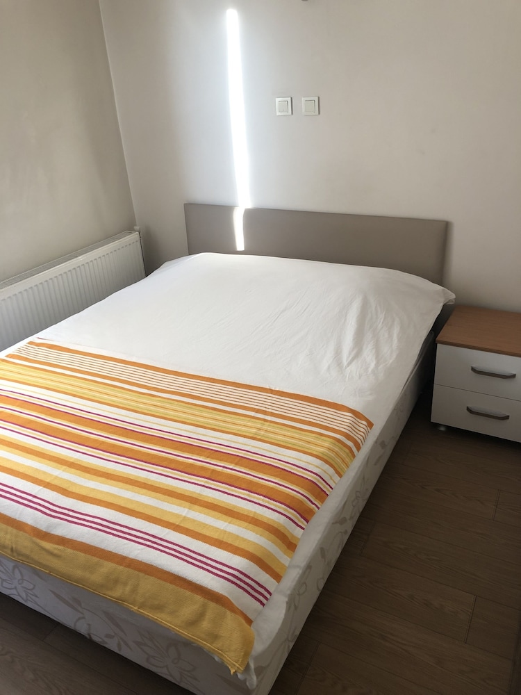 Banaz Eren Otel