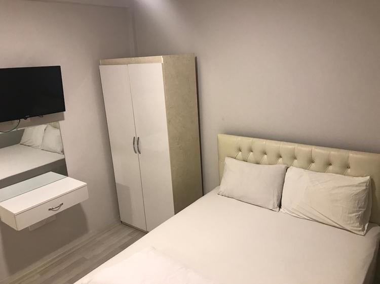 Petek Hotel