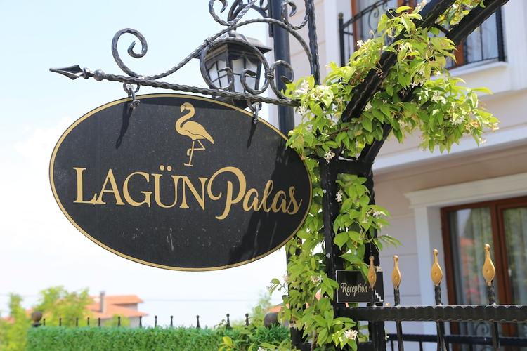 Lagun Palas