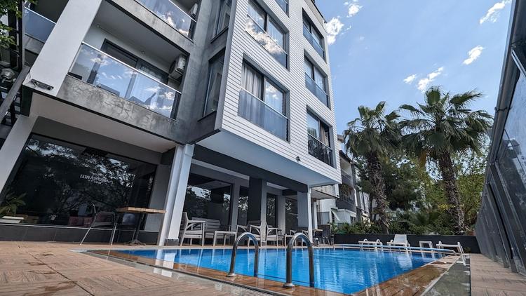 Ramona Lara Hotel