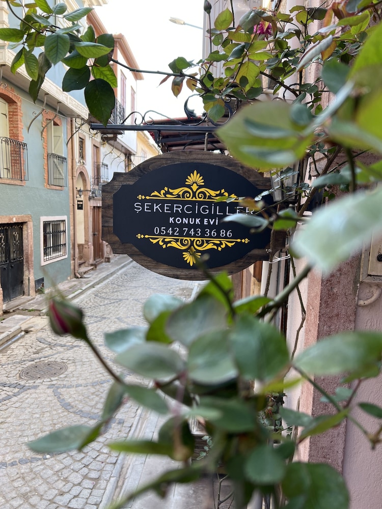 Sekercigiller Konuk Evi