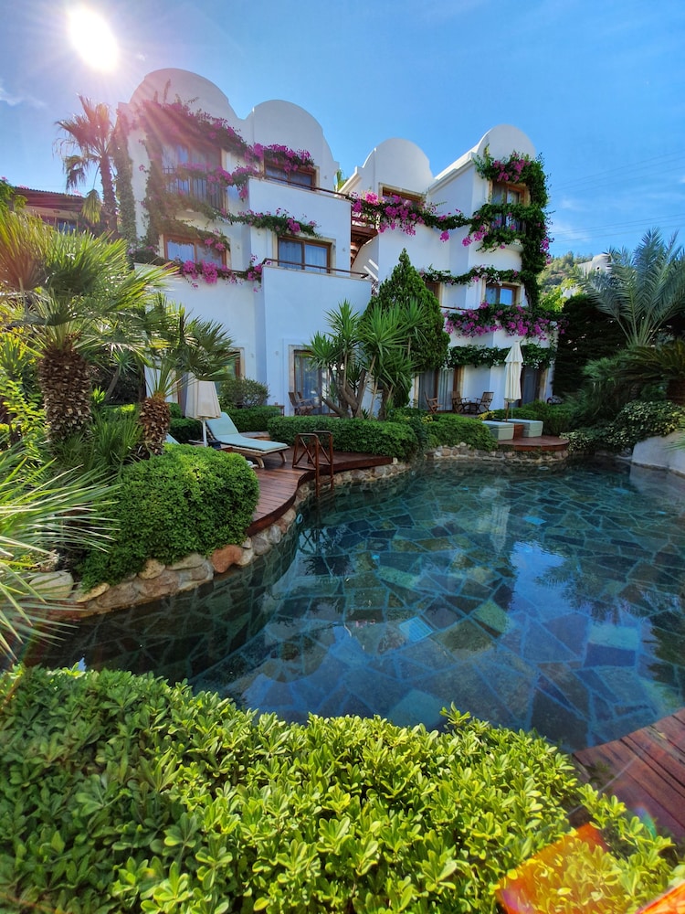 Munahan Hotel