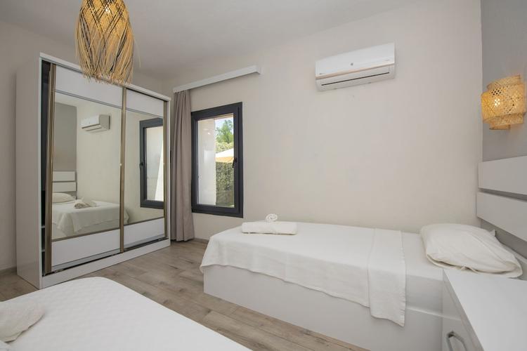 Eroglu Villas