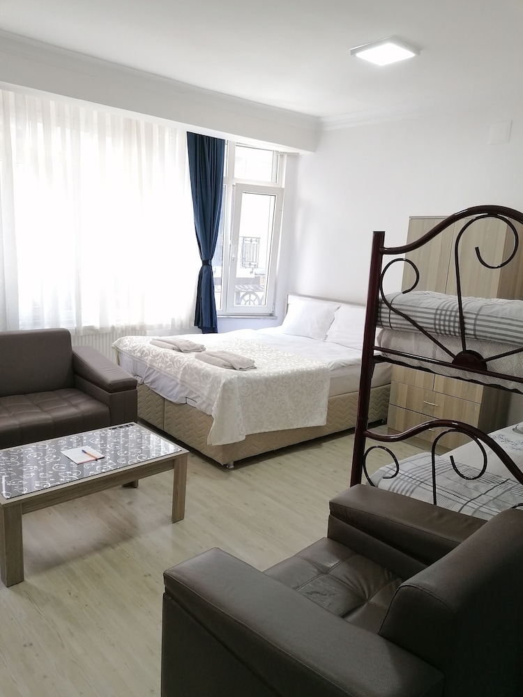 Galata Waterfall Apartment