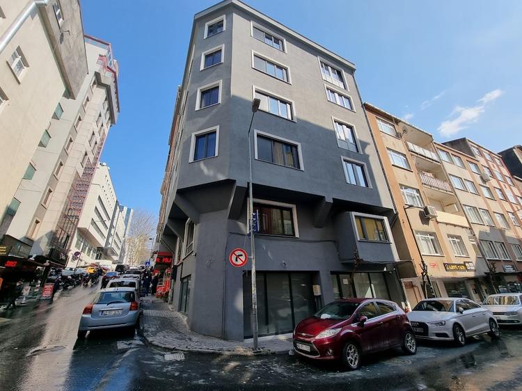 10M2 Hotel