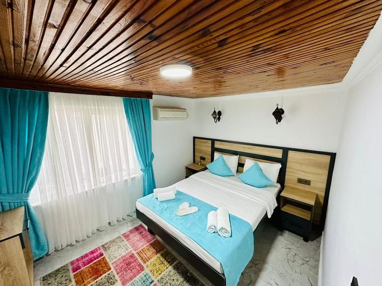 La Maison Bleue Hotel