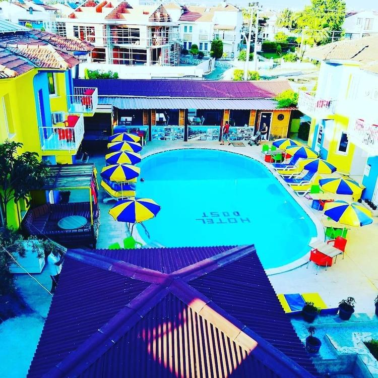 Club Dost Hotel