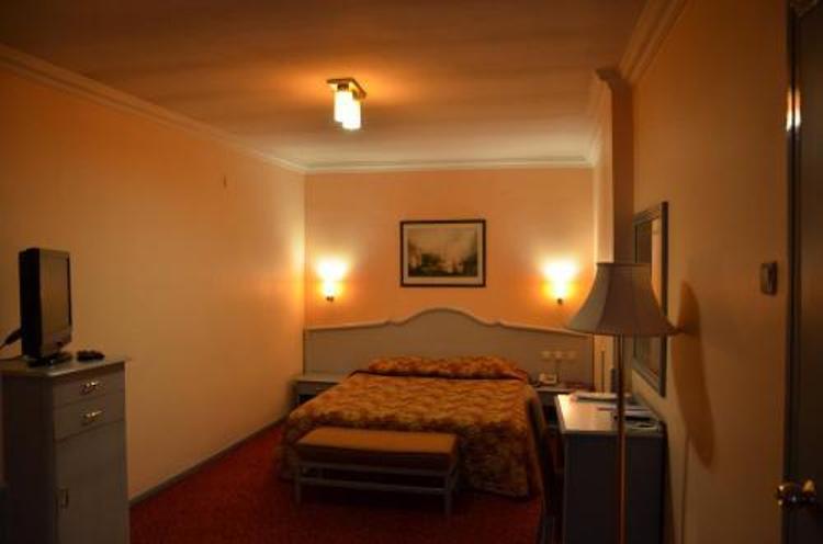 Kircuval Hotel