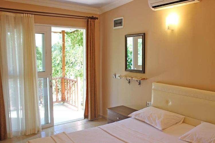 Kiyi Hotel