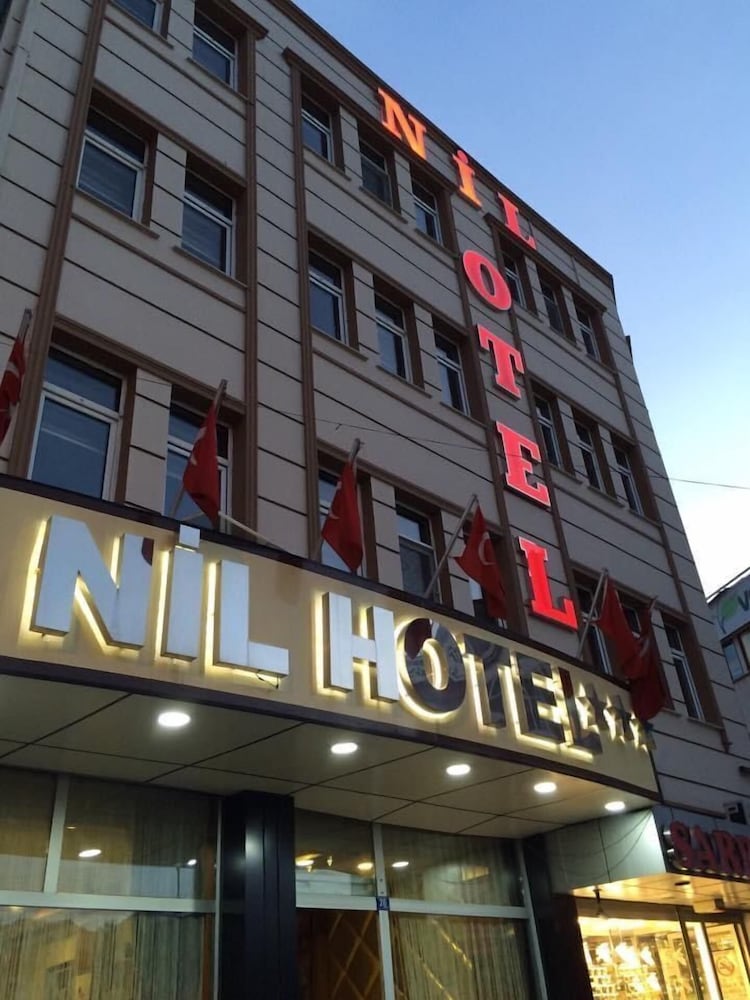 Nil Hotel