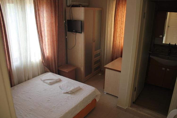 Yakamoz Restaurant & Pension