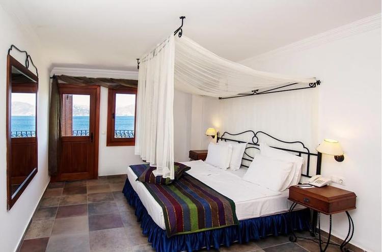Kumlubük Maris Hotel
