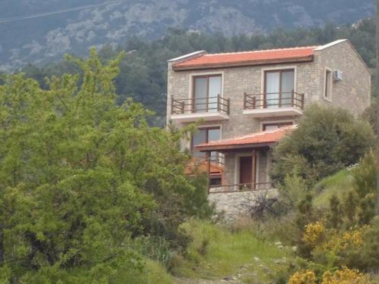 Tsira Hotel