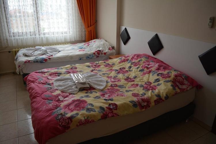 Gure Paris Hotel
